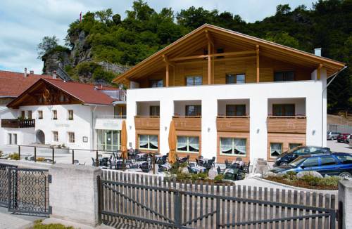 Sluderno (Schluderns) Italien Reise-Gutscheincode booking.com