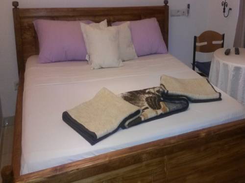 Lomé Togo Traveling Hotel Booking.com